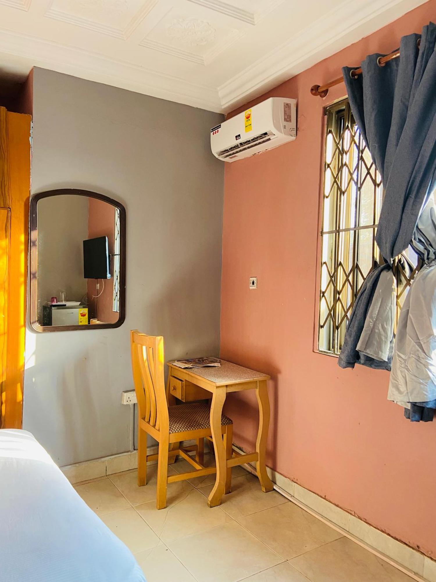 Heaven Gate Hotel Accra Exterior foto